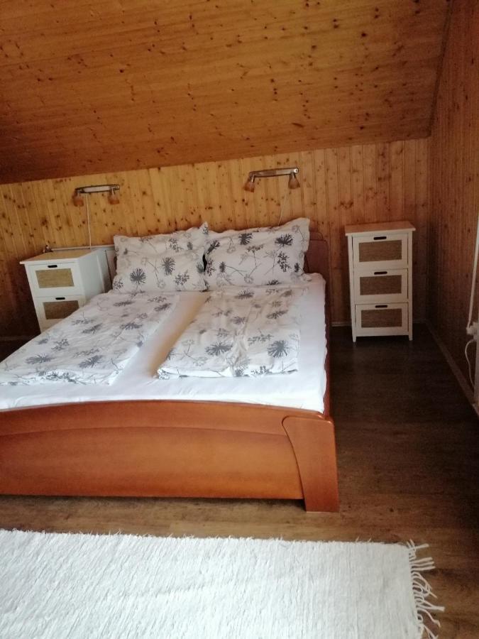 Goldenvendégház Balatonszabadi Fürdőtelep Esterno foto